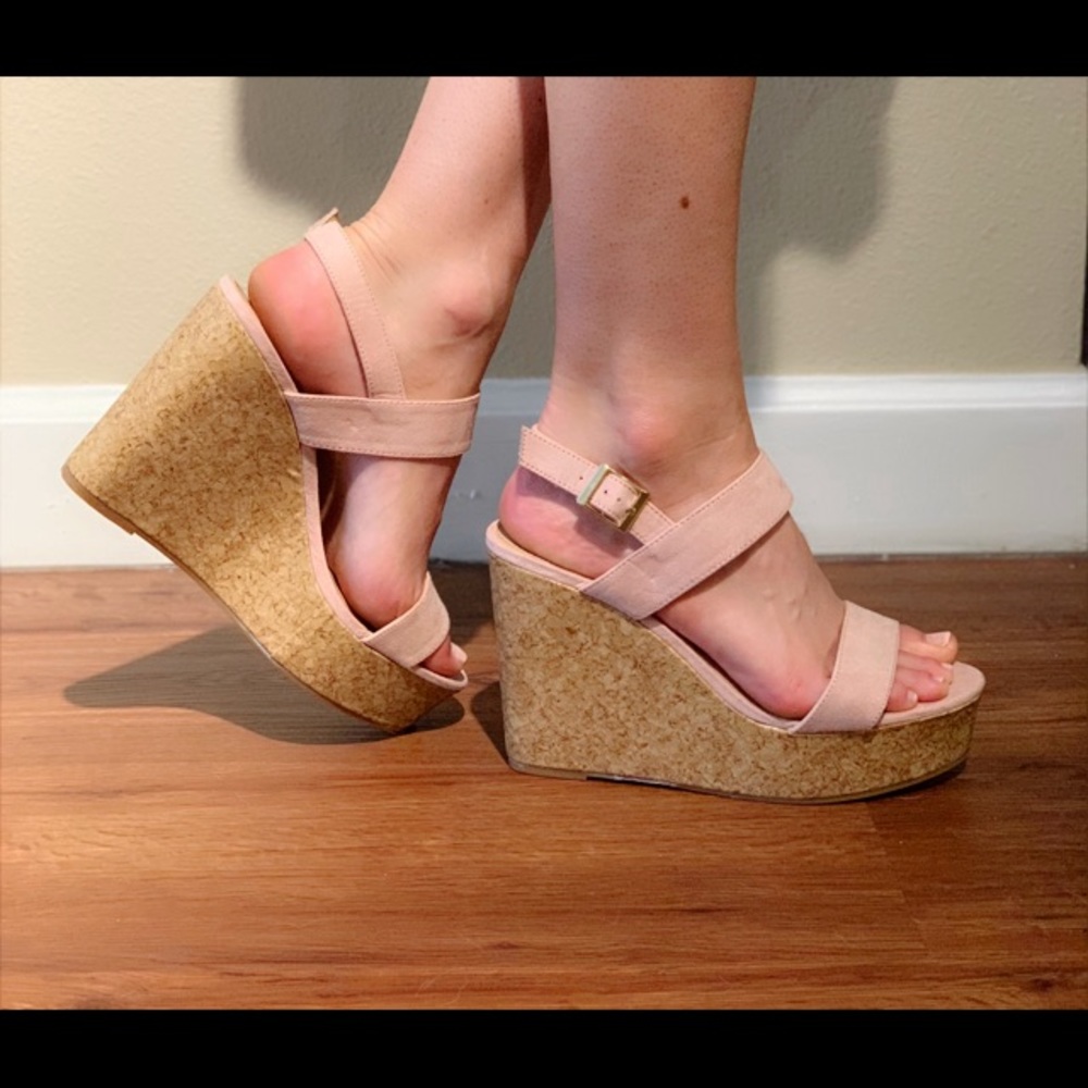 Nude wedges